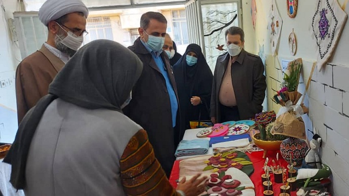 برپایی نمایشگاه توانمندی‌های هنرمندان صنایع دستی آزادشهر به مناسبت به مناسبت ولادت حضرت فاطمه زهرا (سلام الله علیها) و روز زن