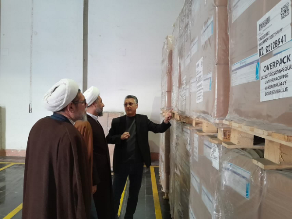 بازدید مسوول حوزه نمایندگی ولی فقیه در سازمان حفظ نباتات کشور از انبارهای شرکت گل سم و شرکت رهااندیش کاوان