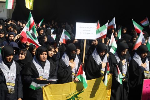 اجتماع بزرگ دانش آموزان گلستانی در محکومیت جنایات رژیم صهیونیستی