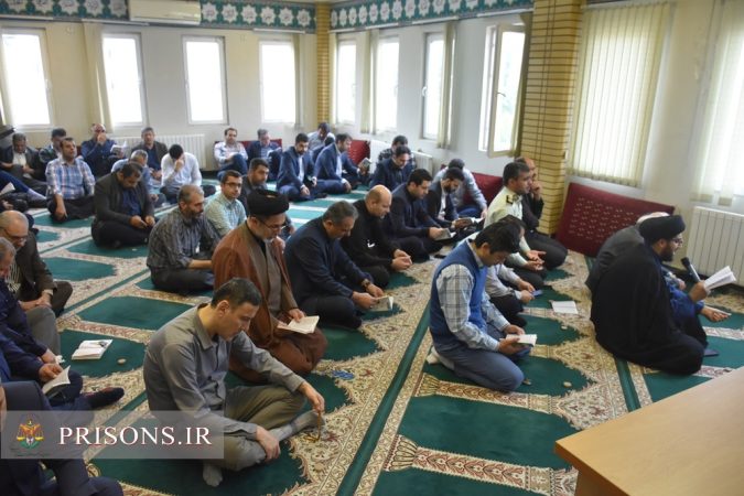 مسئولین و کارکنان زندان‌های گلستان در فراق شهدای خدمت به سوگ نشستند