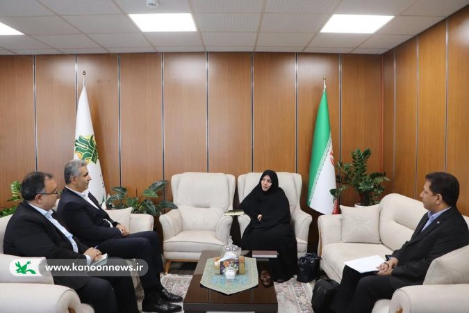 دیدار مدیرکل کانون پرورش فکری گلستان با رئیس بانک کشاورزی استان