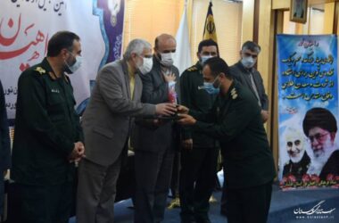 استاندار گلستان : در مقابله با جنگ نرم دشمنان در عرصه دفاع مطهر هستیم