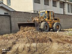 تداوم عملیات علف تراشی و پاکسازی زمین های خالی از سوی شهرداری گرگان