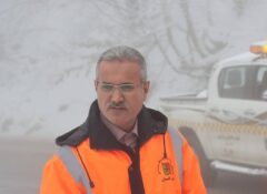 جاده های کوهستانی گلستان بیش از ۶۰۰ کیلومتر برفروبی و ۴۰۰ تن شن و نمک پاشی شد