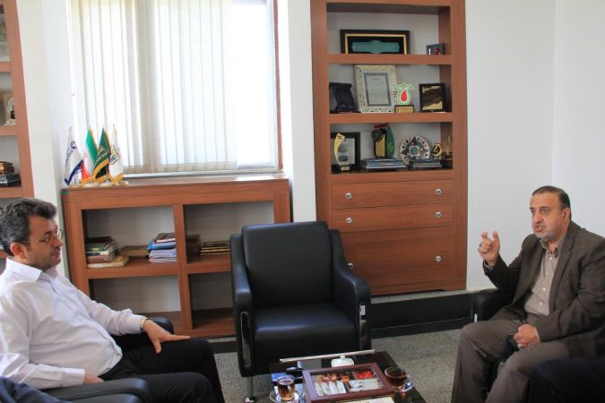 نشست تخصصی مدیرکل کمیته امداد استان گلستان با نماینده دفتر ارتباطات مردمی مقام معظم رهبری