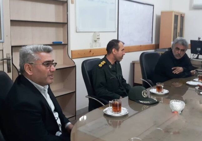 دیدار جانشین فرمانده سپاه و فرمانده بسیج ادارات گالیکش با رئیس اداره گاز شهرستان