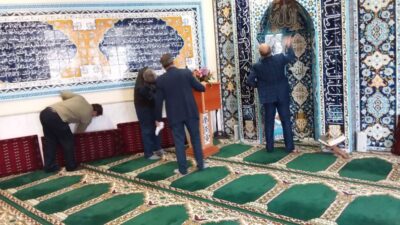در آستانه ماه ضیافت ا… نمازخانه های گاز گلستان غبار روبی و عطر افشانی شد