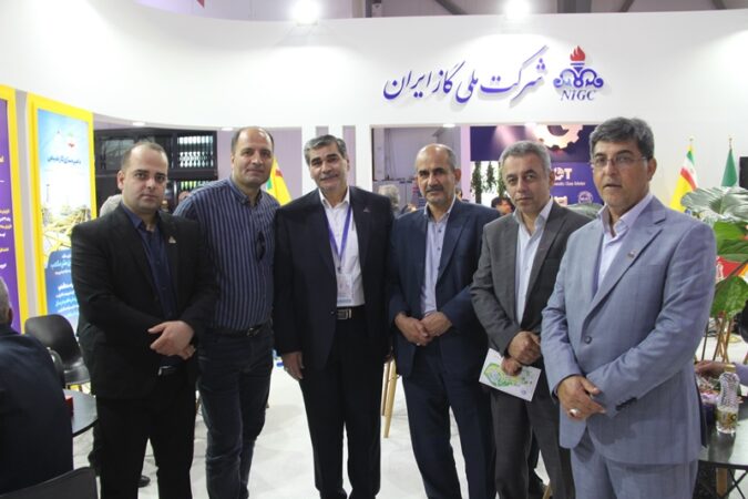 بازدید مدیرعامل و کارشناسان گازگلستان ازبیست و هفتمین نمایشگاه بین المللی نفت ، گاز ،پالایش و پتروشیمی تهران