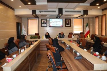 به بهانه روز زن، از بانوان همکار خود قدردانی کرد