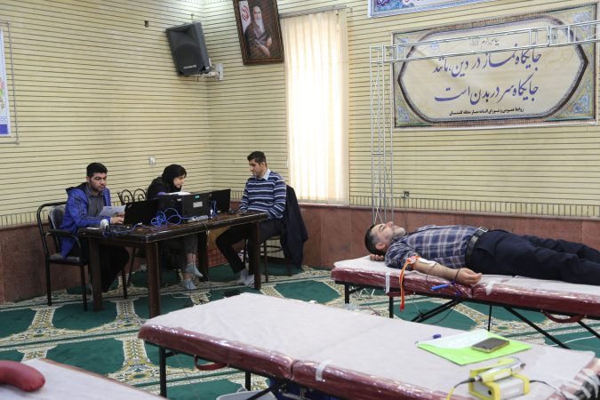 کارکنان شرکت ملی پخش فراورده‌های نفتی منطقه گلستان خون اهدا کردند