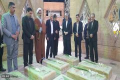 ادای احترام وزیر ورزش و جوانان به شهدای گمنام تپه نورالشهدای گرگان