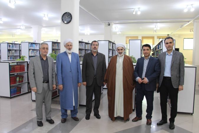 دیدار مدیرکل کتابخانه‌های عمومی گلستان با مدیرکل بنیاد مسکن استان