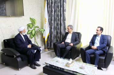 دیدار مدیرکل کتابخانه‌های عمومی گلستان با مدیر شعب بانک قرض‌الحسنه مهر ایران