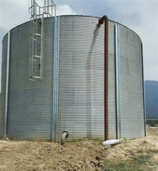 پایان عملیات احداث مخزن ذخیره آب آشامیدنی روستای دارکلاته رامیان/پایداری آب آشامیدنی ۲۱۰۰نفر در این روستا