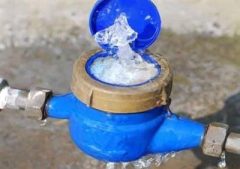 تعویض بیش از ۹ هزار کنتور خراب آب مشترکین از ابتدای سال تاکنون