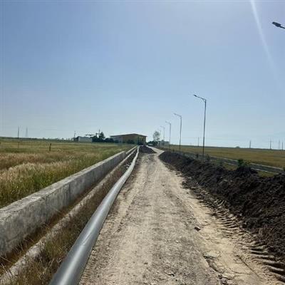 آغاز عملیات اجرایی خط انتقال آب شرب از سایت آب شیرین کن به شهرستان گمیشان