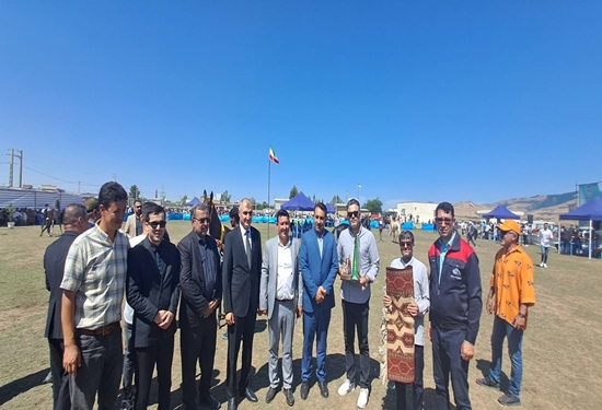 حضور مدیر کل دامپزشکی استان گلستان در هفدمین جشنواره زیبایی اسب اصیل ترکمن در شهرستان کلاله