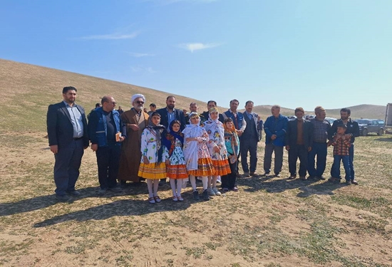 آخرین مرحله ی رزمایش بزرگ جهادی دامپزشکی در سال جاری، امروز با برگزاری اختتامیه ای در مناطق عشایری گلستان به کار خود پایان داد