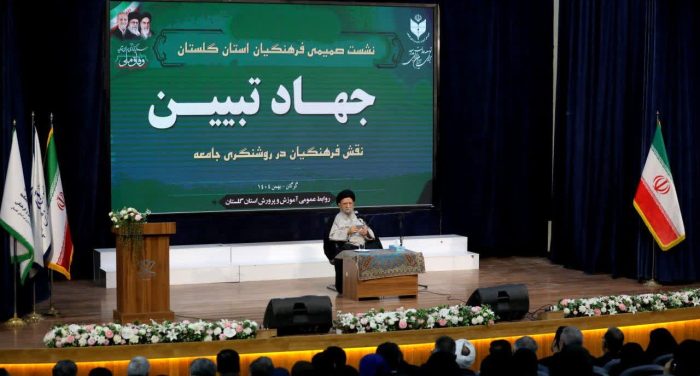 مهم‌ترین وظیفه امروز معلمان جهاد تبیین است