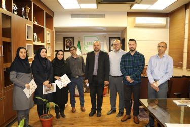 تجلیل و تکریم از ایثارگران و فرزندان شهدای شاغل در اداره کل استاندارد گلستان