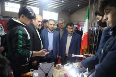 بازدید مدیرکل آموزش و پرورش گلستان از نمایشگاه هفته پژوهش استان