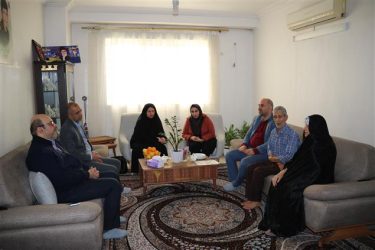 تقدیر مدیرکل استاندارد گلستان از مادران شهدای ۸ سال دفاع مقدس