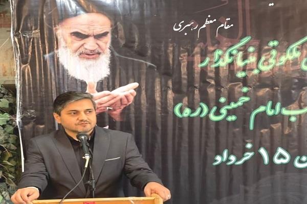 مراسم سی و سومین سالگرد ارتحال حضرت امام (ره) در راه و شهرسازي گلستان برگزار شد