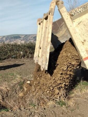 با پیگیری دادستانی ؛ 12 حلقه چاه غیرمجاز در گالیکش مسدود شد.