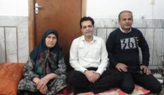دیدار رییس اداره ثبت احوال مینودشت با خانواده شهید علی اصغر قره سفلو