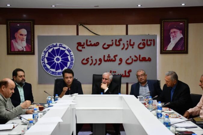 جلسه کارشناسی میز طیور به منظور برنامه ریزی برای تشکیل میز طیور کشوری و تعیین استراتژی کشور در زمینه صنعت طیور