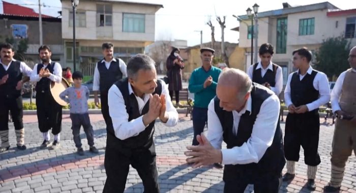 مراسم نوروز خوانی در سطح شهر علی آباد کتول اجرا شد