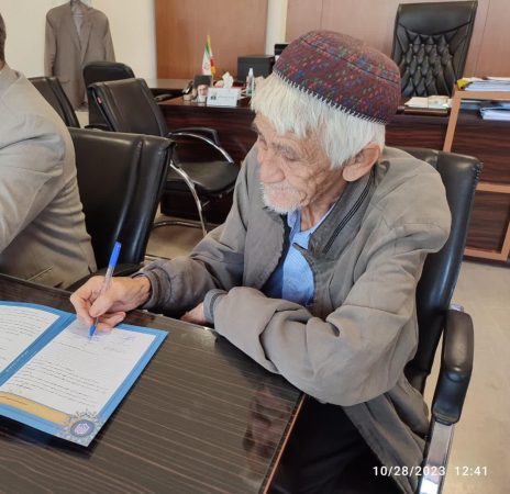 انعقاد تفاهم نامه توسعه ۲ کلاس درس در شهرستان گمیشان