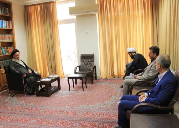 دیدار مدیرکل کمیته امداد استان گلستان با نماینده محترم ولی فقیه وامام جمعه شهرستان گرگان