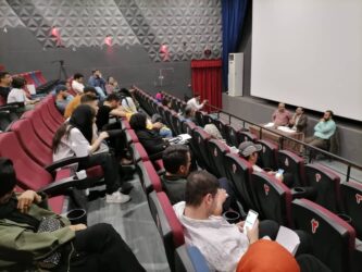نشست هم اندیشی هنرمندان و فعالان عرصه تئاتر شهرستانهای استان