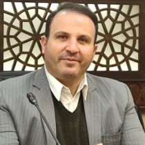 کمال غریبی: خودروهای پارک شده در ایستگاه های حمل و نقل عمومی جریمه می شوند