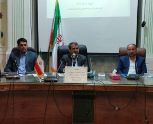 ادارات برای توسعه و پویایی اشتغال و تقویت پایه های اقتصادی شهرستان برنامه داشته باشند.