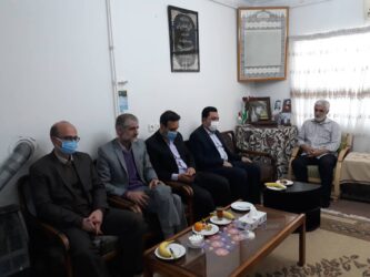 دیدار مدیر مخابرات منطقه گلستان با خانواده یکی از شهدای حماسه 5 آذر گرگان
