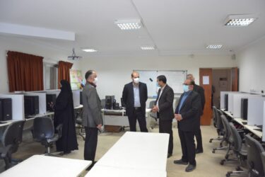 مدیرکل آموزش فنی و حرفه ای استان گلستان از روند برگزاری آزمون آنلاین مهارت آموختگان شهرستان گرگان بازدید کرد