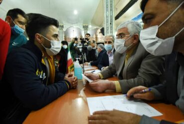 برپایی میز خدمت با حضور استاندار گلستان در علی آبادکتول