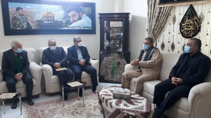 دیدار مسئولان قضایی استان با خانواده شهدای مدافع حرم گلستان