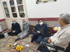 دیدار مدیرمخابرات منطقه گلستان با خانواده شهیدمدافع حرم و جانباز دفاع مقدس