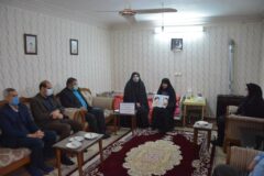 مدیرکل آموزش فنی وحرفه ای استان گلستان با همسر و مادر شهیدان گرانقدر صفرخانی موذنی دیدار کرد