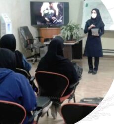 کارگاه آموزشی «بوی رنگ» ویژه کم بینایان و نابینایان گرگانی برگزار شد
