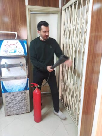 برگزاری مانور خود محافظتی در محل سازمان صنعت ، معدن و تجارت استان گلستان