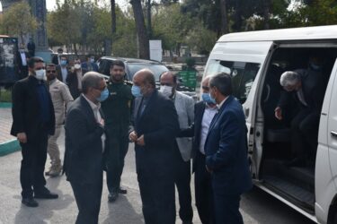 ادای احترام وزیر کشور به مقام شامخ شهدای گلستان