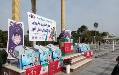 عطر افشانی و غبار روبی گلزار شهدای دانش آموز شهرستان گرگان