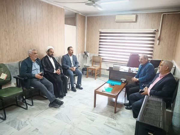 نشست صمیمی مدیرکل بنیاد شهید و امورایثارگران گلستان با اعضای کانون بازنشستگان بنیاد استان