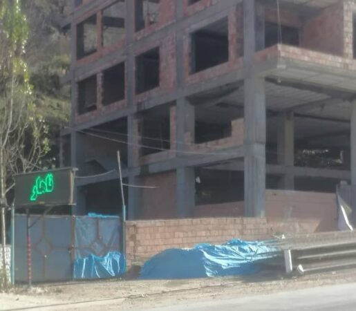 دستور توقف ساخت هتل ۵ طبقه در زیارت گرگان و احضار  مالک به مرجع قضایی