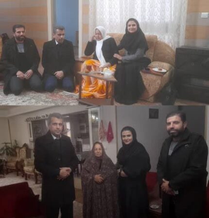 دیدار مدیر مخابرات گرگان با خانواده شهدا