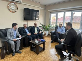 تسهیل در ورود تجهیزات پزشکی نوین و تامین اقلام دارویی استان